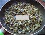 九层塔炒薄壳的做法图解5
