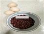 鸡蛋红豆糖水的做法图解1