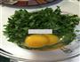 芹菜叶摊鸡蛋的做法图解2