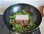 香肠炒扁豆的做法图解7