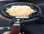 米饭蛋花饼的做法图解2