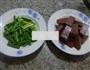 蒜薹炒鹅血的做法图解1