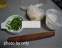 废饺子皮做的葱油饼的做法图解1