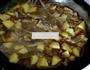 土豆白菜大肉炖粉条的做法图解6