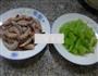 莴笋炒海虾的做法图解1