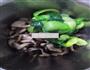 香菇扒油菜的做法图解4
