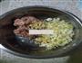葱香羊肉丸菠菜汤的做法图解1