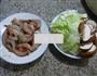 香菇白菜炒海虾的做法图解1