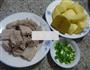咖喱土豆排骨的做法图解1