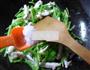 芹菜炒乌贼的做法图解9