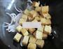 蚝油鱼豆腐的做法图解3