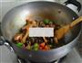 胡萝卜香菇炖鸡的做法图解10