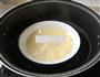 牛奶鸡蛋羹的做法图解5