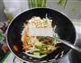 茭白炒蛋皮的做法图解13