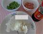 老干妈炒饭的做法图解1