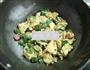 秋葵炒鸡蛋的做法图解9