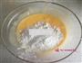 酸奶蛋糕的做法图解3