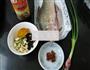 XO酱豆豉蒸鲮鱼的做法图解1