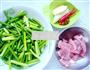 蒜薹炒肉的做法图解1