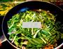 韭菜炒肉丝的做法图解5