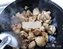 小笨鸡炖香菇的做法图解9