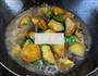 生焖小瓜土豆的做法图解5