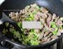 葱爆羊肉的做法图解5