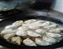 水煎饺的做法图解7