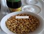 蚝油黄豆的做法图解1