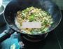 芹菜墨鱼木耳豆腐丝的做法图解16