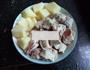 土豆焖排骨的做法图解1