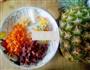 草莓菠萝炒饭的做法图解1