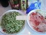 青豆芽炒肉片的做法图解1