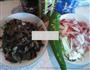 蘑菇炒肉的做法图解1