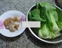 盐炒肉炒青菜的做法图解1