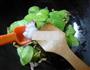 榨菜丝鸡胗炒莴笋的做法图解5