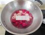 火龙果熘虾球的做法图解8