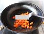 辣酱烧二丁的做法图解5