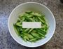 海蜇拌小青瓜的做法图解3