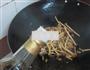 茶树菇炒鸡肉的做法图解9