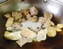 家常小鸡炖蘑菇的做法图解3