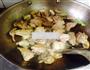 家常小鸡炖蘑菇的做法图解5