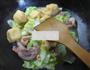 油豆腐白菜煮腊鸡腿的做法图解7