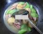油豆腐莴笋煮腊鸡腿的做法图解9