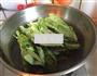 凉拌莴笋叶的做法图解2