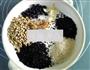 养肾三黑米糊的做法图解1