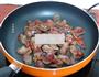 春笋炒腊肠的做法图解4