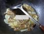 笋干菜鱿鱼炒土豆的做法图解7