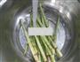 雪菜炒野山笋的做法图解2