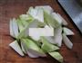 紫菜虾皮煮长瓜的做法图解3